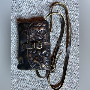 Patricia Nash cross body purse black with gold highlights in excellent